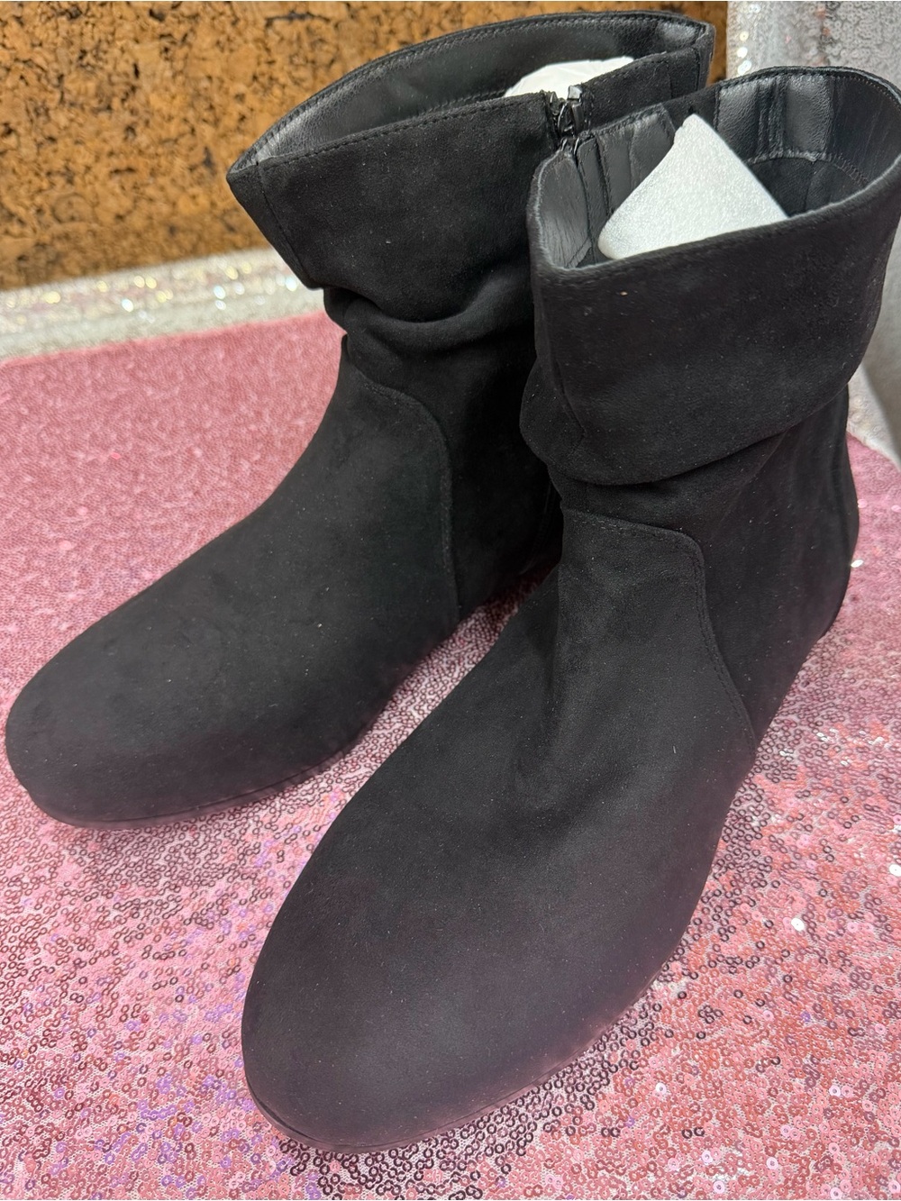 Luoika Women's Black Vegan Suede Slouch Ankle Boots, size 12, NWOT